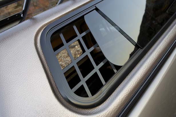 Schutzgitter für Seitenscheibe ARB-Classic Hardtops, XtraCab