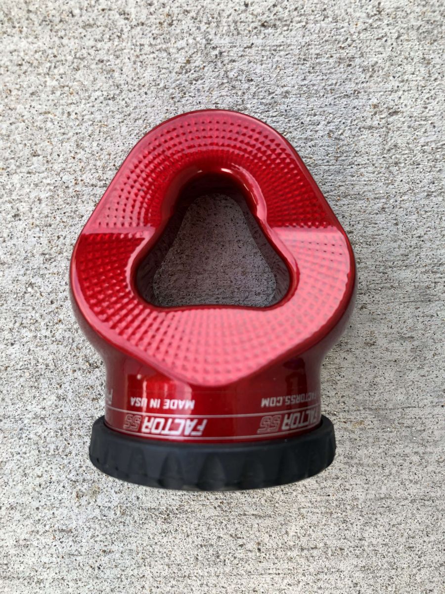 ''FACTOR 55'' PROLINK ''E'' EXPERT WINCH SHACKLE MOUNT, RED
