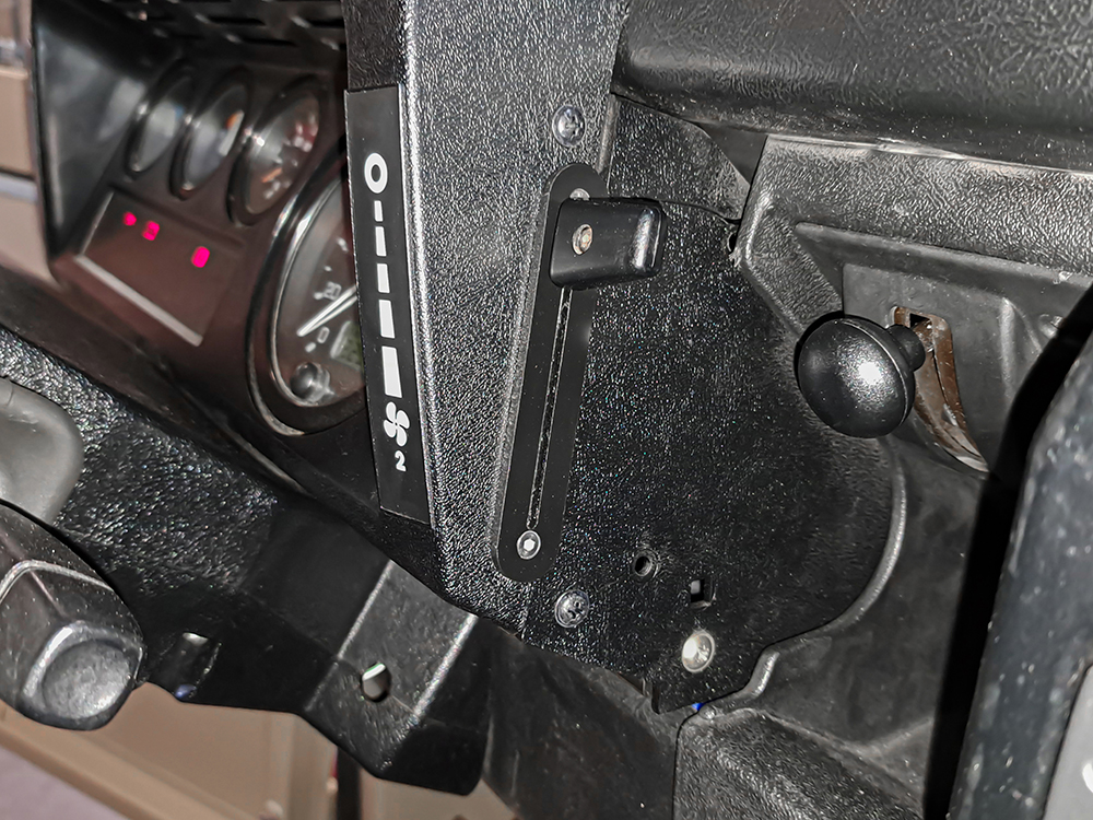 Britpart DA8536 stufenlose elektronische Heizungsgebläse-Steuerung für Land Rover Defender 1987–2006