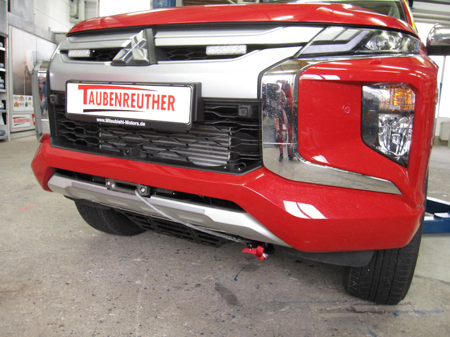 Seilwinden Kit f. Mitsubishi L200 ab `19 inkl. WARN ''AXON 55-S''-Seilwinde