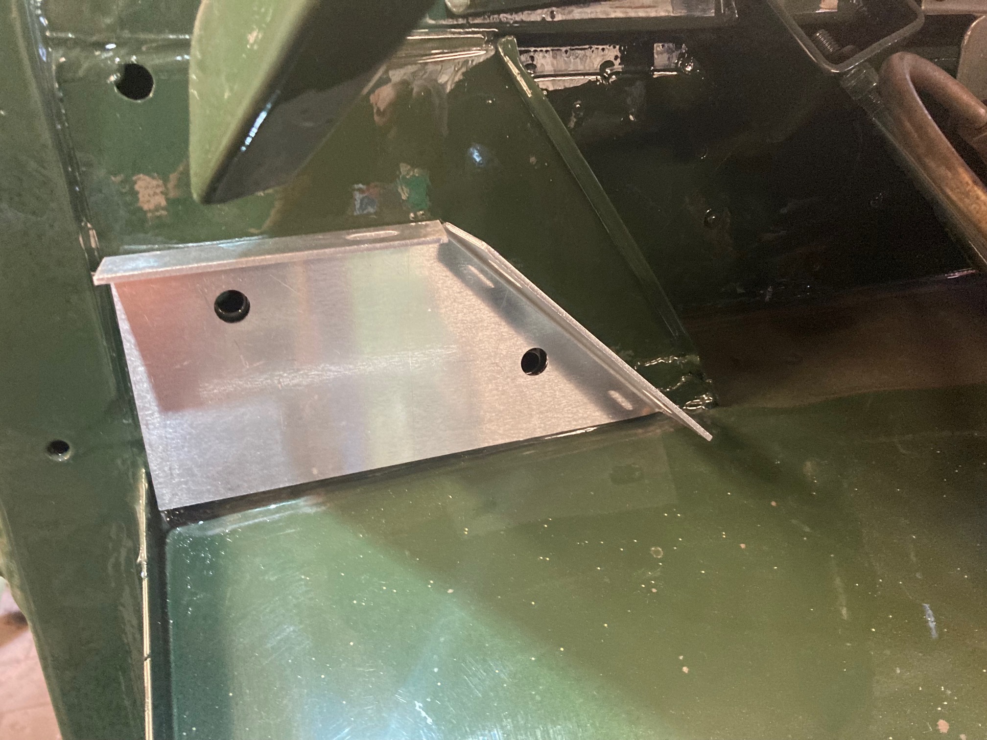 Kotflügel Serie 1 Halter rechts und links, Land Rover