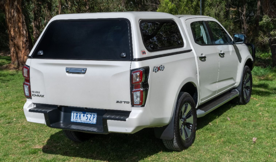 Touring Hardtop f. Isuzu D-Max DC `21-> flach, glatt, seitliche Klappfenster