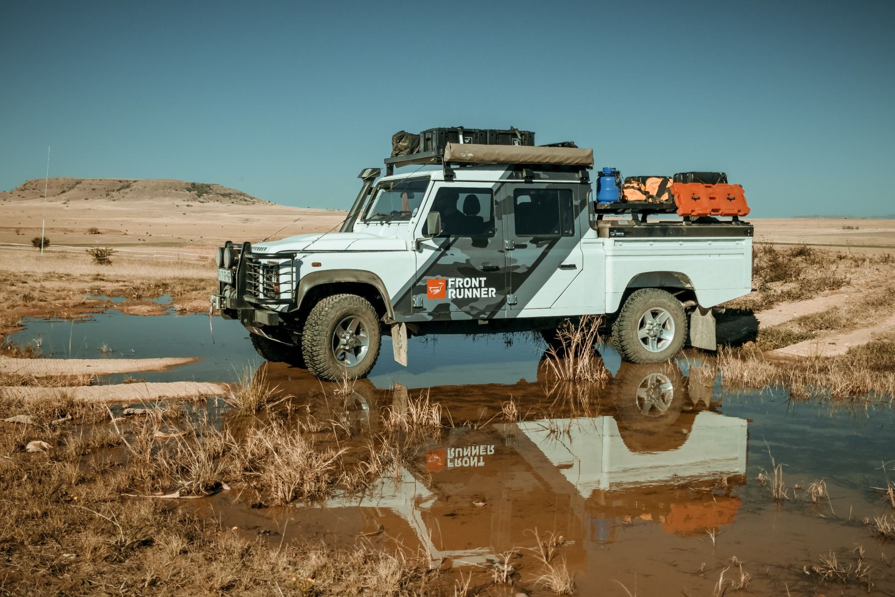Front Runner Slimline 2 Dachträger Kit (Half-Size Plattform) für Defender 110/130 (1983-2016)
