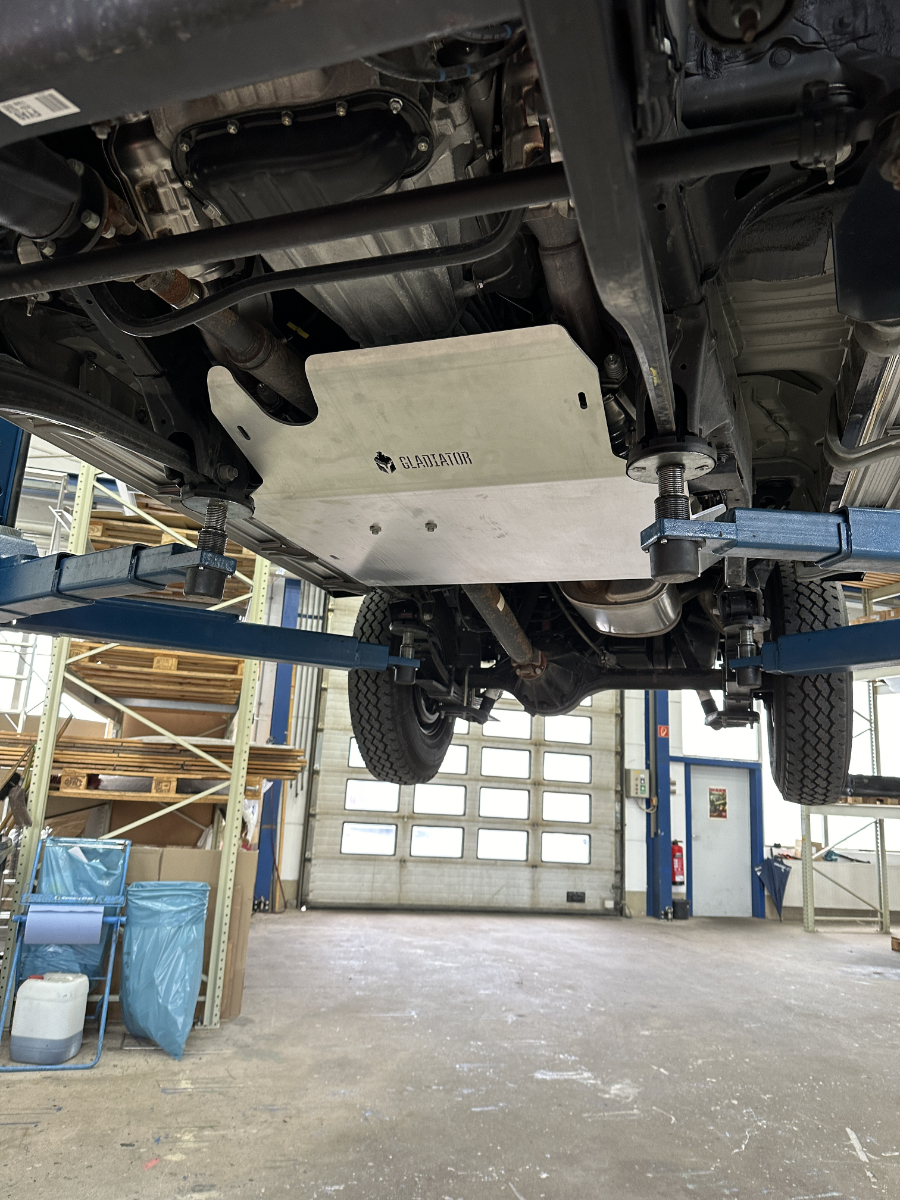 Unterfahrschutz Toyota GRJ 71-79, `07-`23, Verteilergetrieb, 6mm Aluminium