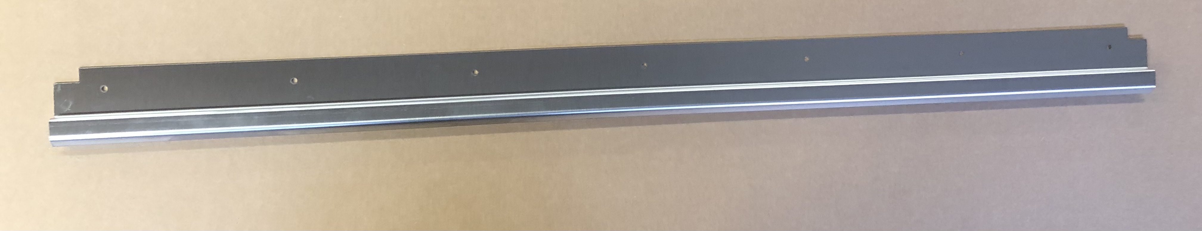 IMG_1403 Alu Laderaumleiste Defender Land Rover, Edelstahl