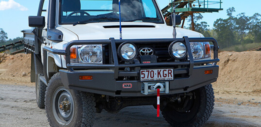 ARB-Windenstoßstange Toyota HZJ 7, o.KV, 07->, o.Scheinwerferausschn., m. Airbag