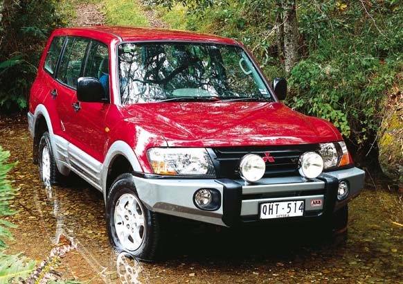 ARB-Winchbar Mitsubishi V60 ->03,o.Scheinwerfer und Bügel