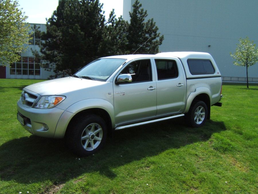 Standard Hardtop für Toyota Hilux `05-16 Doka hoch mit Schiebefenster